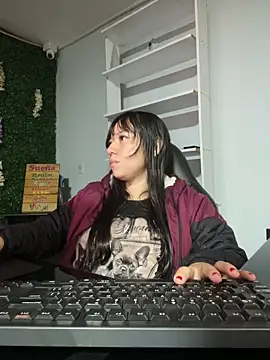 Damara Rolands- online show from February 27, 10:59 am