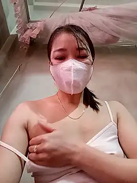 ladzy sexy online show from January 9, 3:00 am