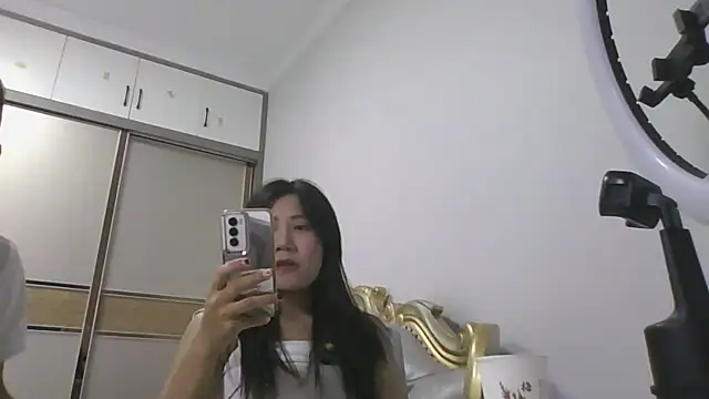 Snapshot of Fbbyyyyyy chatting on October 17, 2:53 pm Fbbyyyyyy online show from October 17, 2:53 pm