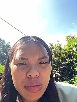 hello-cute online show from November 14, 3:50 am