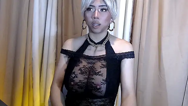 UrGoddessJuliax online show from October 8, 12:09 pm