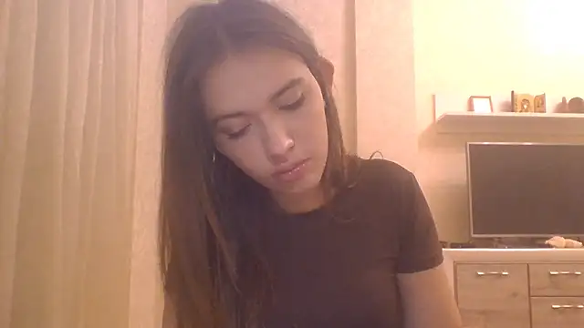 Snapshot of CeyaLier chatting on October 20, 5:49 pm CeyaLier online show from October 20, 5:49 pm