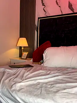 VictoriaCarter  online show from December 1, 4:31 pm