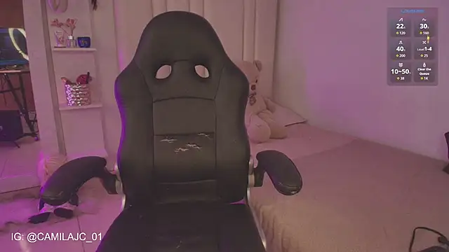 KIMMIE 01 online show from March 5, 6:48 pm