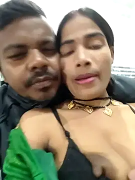 funnight4ubaby8456 online show from November 27, 6:44 pm