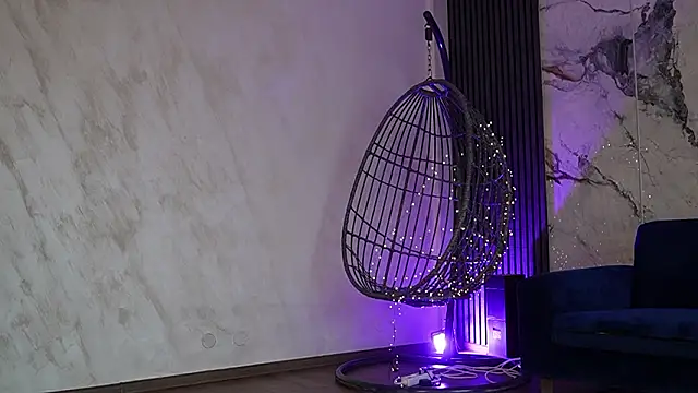 RachelRavee online show from February 20, 5:39 am