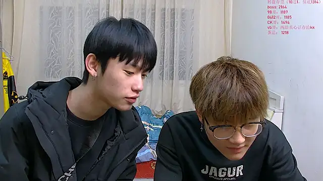 KK-cuteboy online show from January 14, 11:15 am