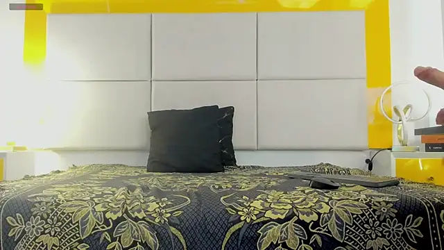 Barbbara sweett online show from April 7, 12:29 pm