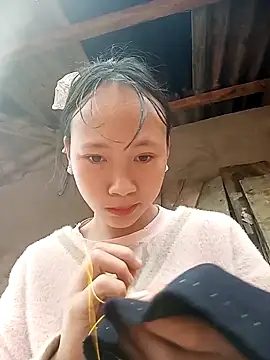 minachao- online show from December 17, 2:27 am