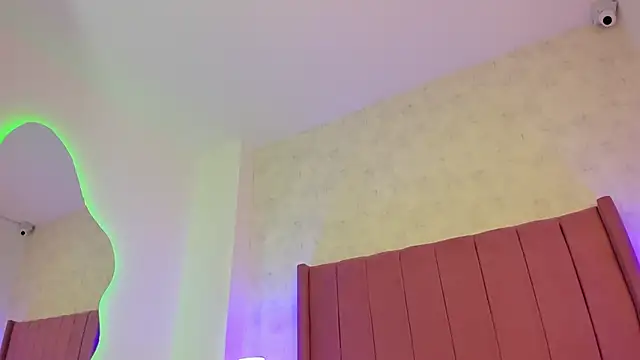 alexandralopez- online show from March 11, 5:00 am