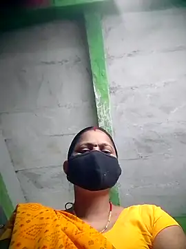 Snapshot of Q_rekha chatting on October 10, 7:57 am Q rekha online show from October 10, 7:57 am