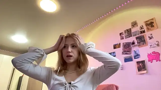 HeatLily online show from November 13, 6:56 am