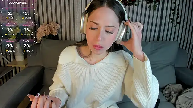 Lana Stones online show from January 16, 2:18 am