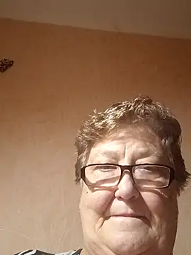 Katherine735 online show from December 18, 10:14 pm