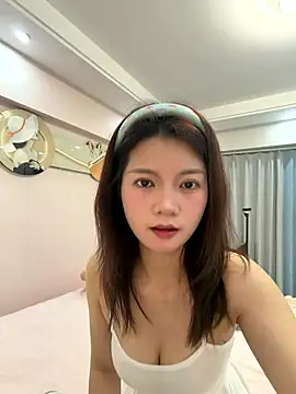 niannian6373 online show from January 8, 12:20 pm