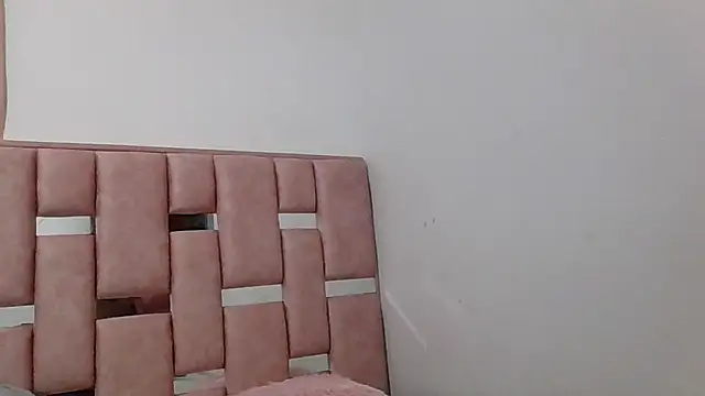 abby moss 2 online show from December 16, 5:24 am