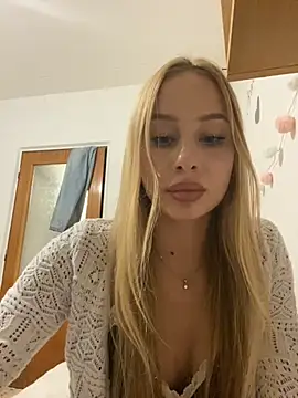 RemyStyles online show from October 27, 8:58 pm