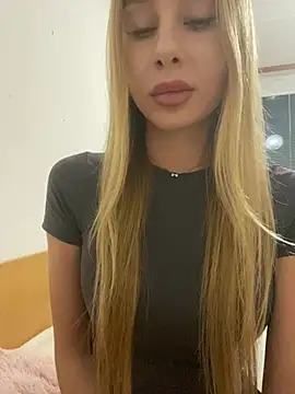 RemyStyles online show from March 18, 10:37 pm