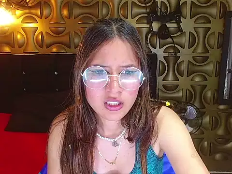 tinibunny online show from November 10, 8:15 pm