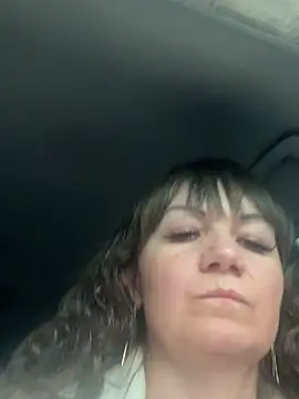 Butterfly8385 online show from April 2, 4:04 pm