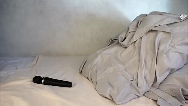 MonetLeitman online show from April 9, 6:19 am