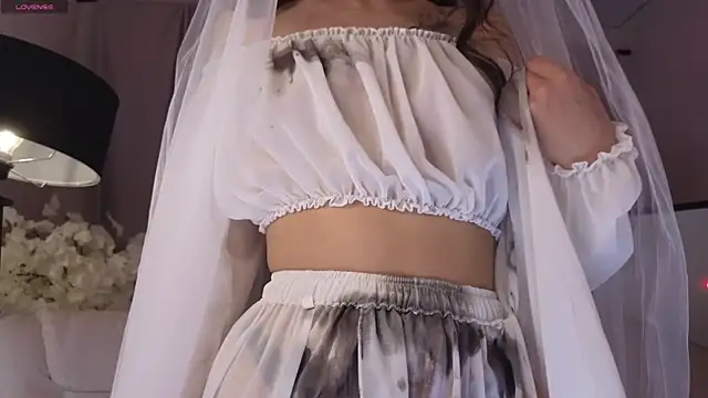 LionKierra online show from October 26, 2:51 am