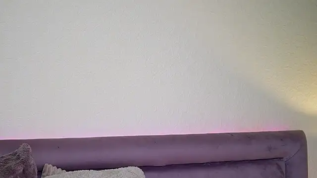 JoelleApril online show from February 22, 9:48 pm