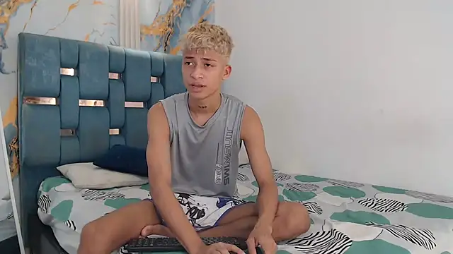 EMPIRE BOYS1 online show from March 21, 7:19 pm