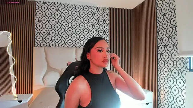 BEELLA TAY1 online show from April 10, 12:55 pm