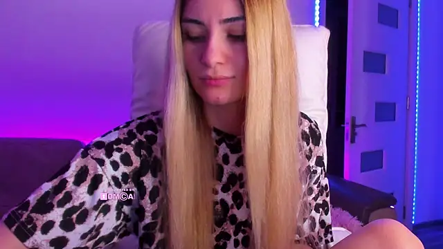 passionka online show from April 4, 2:43 am