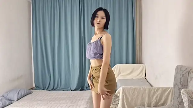 Lyndasilk online show from April 3, 3:32 pm