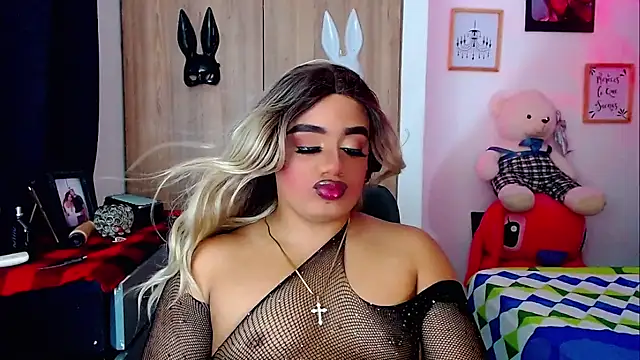 Sofiabigcock22 online show from November 25, 12:18 pm