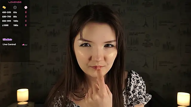  Cute World  online show from February 7, 8:35 pm