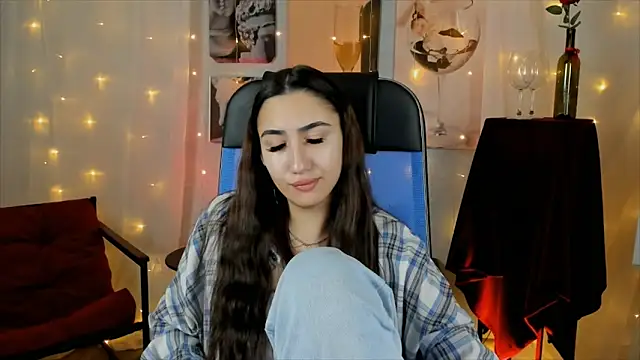 RebeckaThornton online show from December 2, 9:55 am