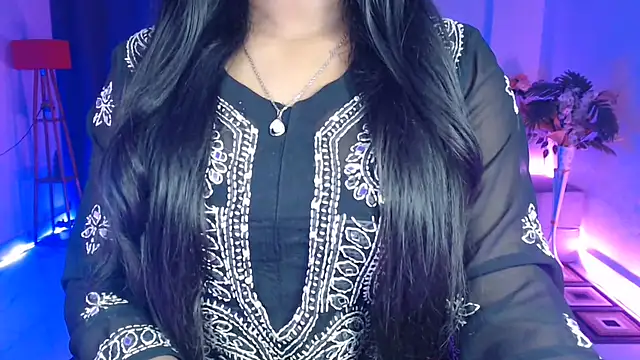 Rashiii  online show from February 21, 1:56 pm