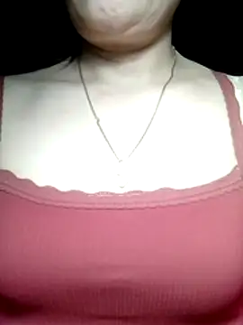 YiyinLy online show from February 25, 2:21 am