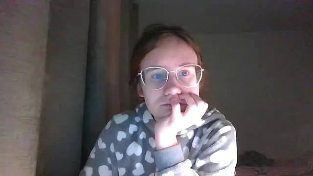 LuckySLove online show from January 12, 5:07 pm