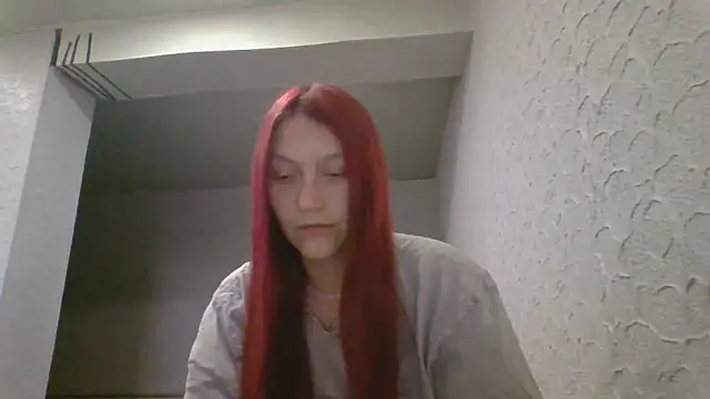 luna tt online show from April 19, 4:18 pm