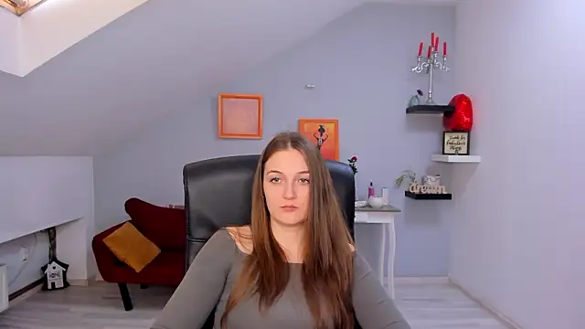 AnneWilsonn online show from March 11, 11:47 am