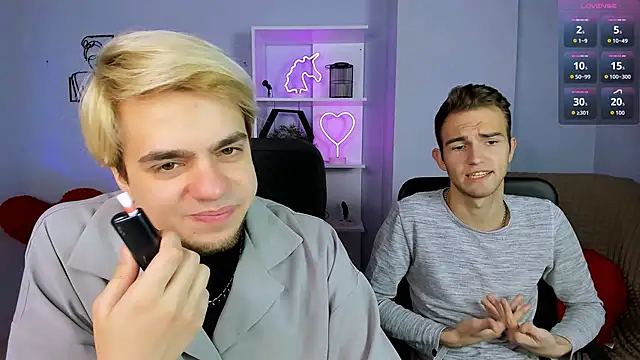 astren villo online show from November 15, 10:05 am