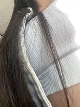 PamelaJonsom  online show from February 9, 1:13 pm