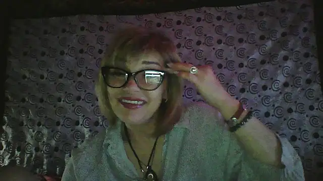 Lia Ray online show from November 16, 7:47 pm