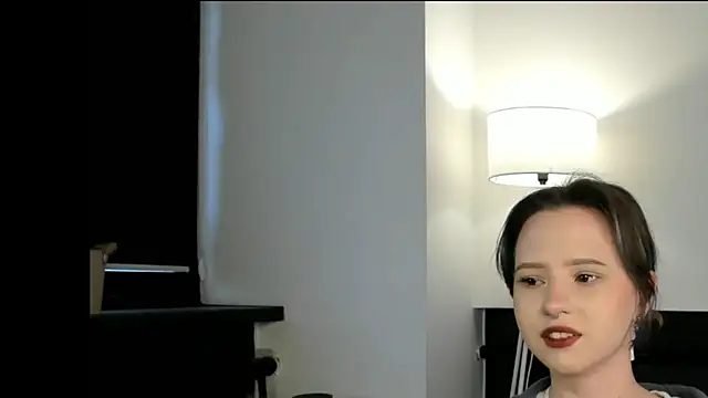 ShaeJossund online show from October 16, 7:55 am