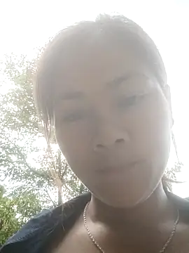 Lyssa-a online show from May 19, 10:33 am