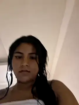 angie hott online show from May 12, 3:30 pm