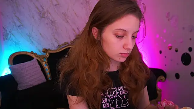 CuteeFoxy online show from March 30, 12:38 pm