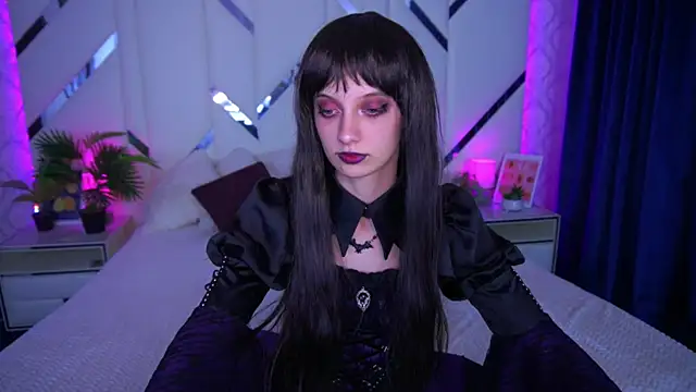 CuteeFoxy online show from October 31, 4:00 pm