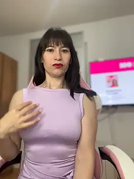 AlanaRius18 online show from April 18, 10:40 am