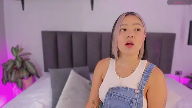 AilanaCortes online show from April 20, 11:46 am