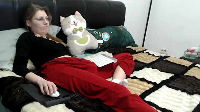 SandyCassie online show from February 14, 6:54 pm